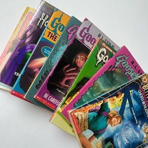 lot of 8 y2k 2000s kids books - goosebumps , lizzie mcguire , Betty Ren Wright